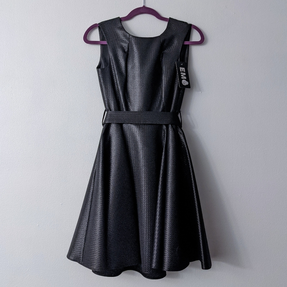 NWT A-Line Fit & Flare Sleeveless Cocktail Dress LBD Sz 34 / S